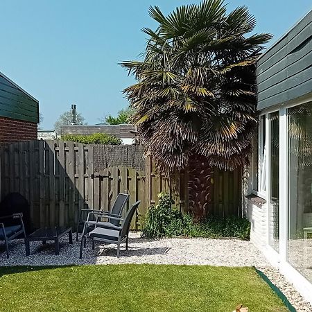 Lovely Bungalow In Noordwijkerhout With Garden Екстер'єр фото