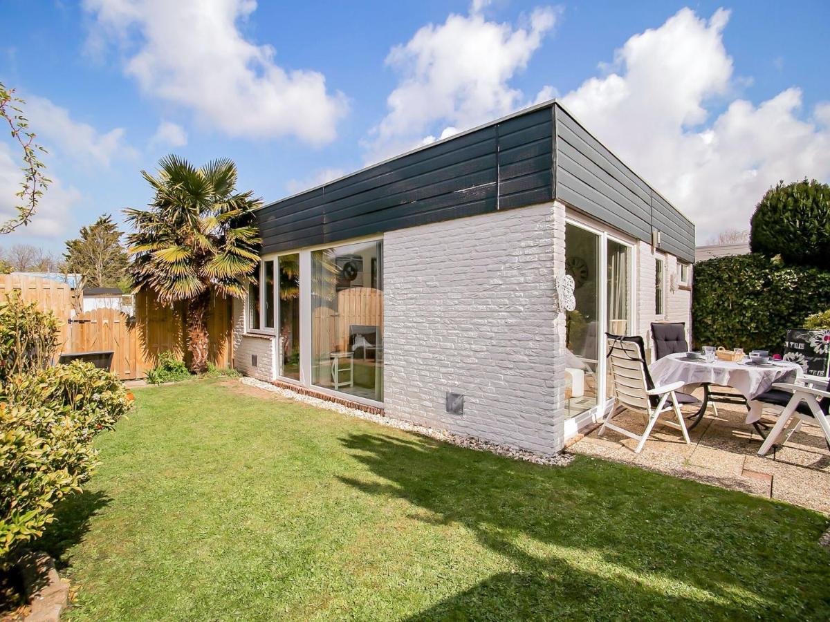 Lovely Bungalow In Noordwijkerhout With Garden Екстер'єр фото