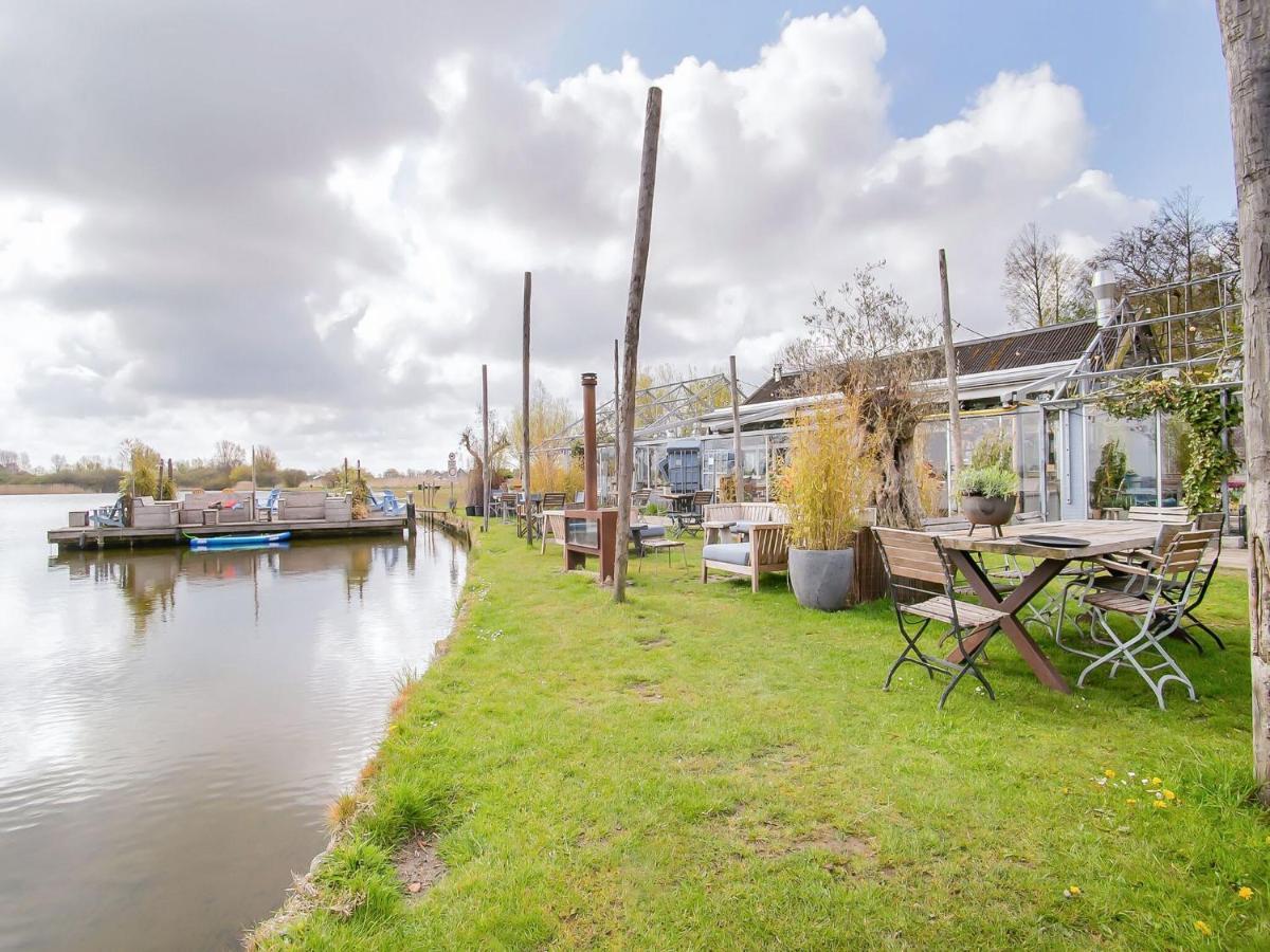 Lovely Bungalow In Noordwijkerhout With Garden Екстер'єр фото