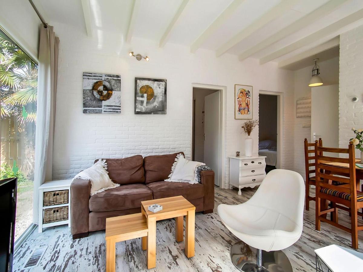 Lovely Bungalow In Noordwijkerhout With Garden Екстер'єр фото
