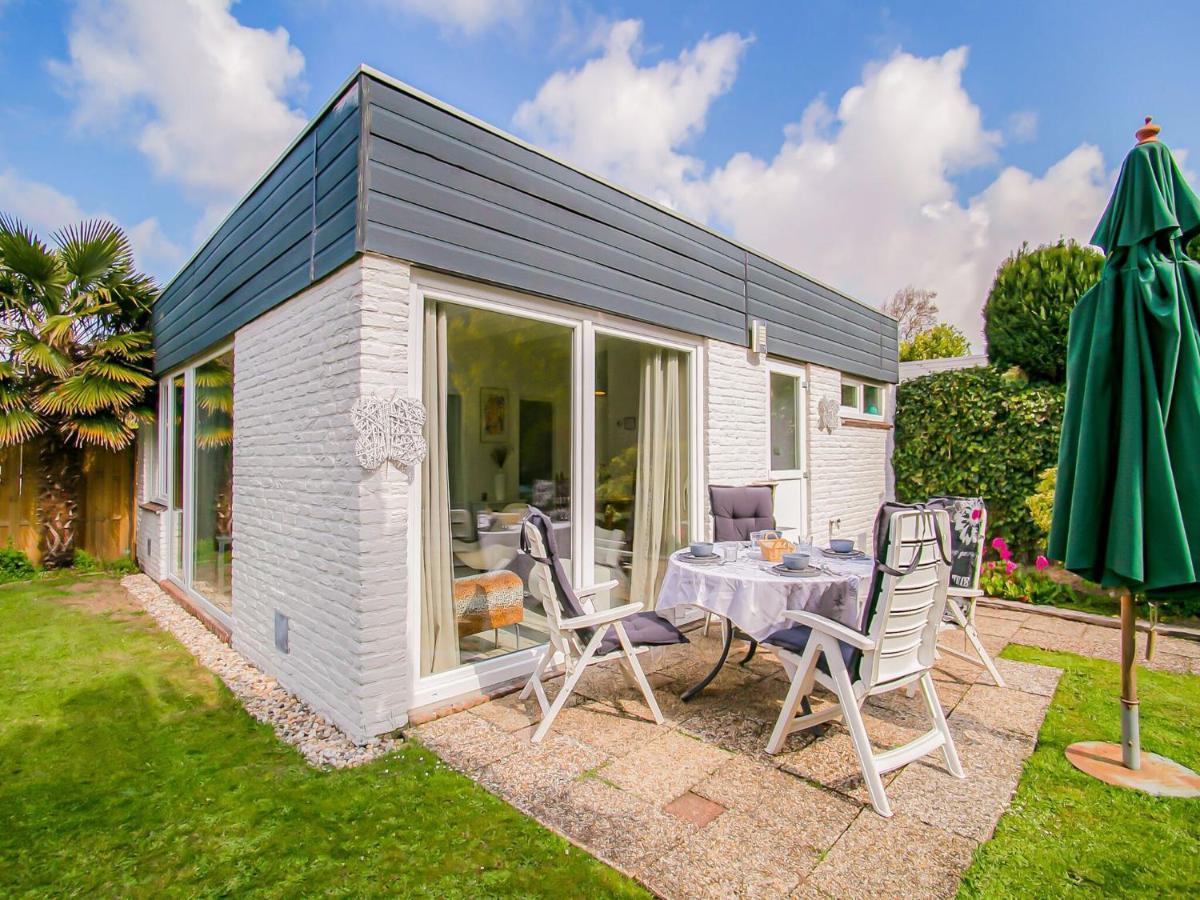 Lovely Bungalow In Noordwijkerhout With Garden Екстер'єр фото
